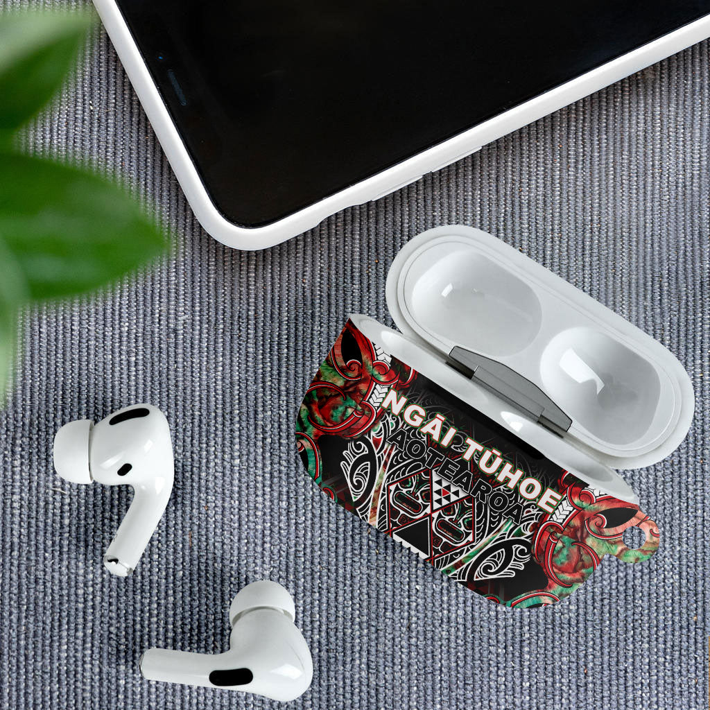Aotearoa Ngai Tuhoe AirPods Case Maori Tribal Red And Green Paua Shell Pattern DT05 - Polynesian Pride