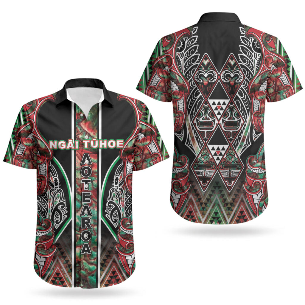 Aotearoa Ngai Tuhoe Couples Matching Puletasi and Hawaiian Shirt Maori Tribal Red And Green Paua Shell Pattern DT05 - Polynesian Pride