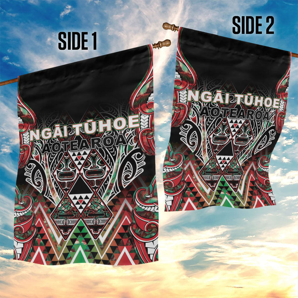Aotearoa Ngai Tuhoe Garden Flag Maori Tribal Red And Green Paua Shell Pattern DT05 - Polynesian Pride