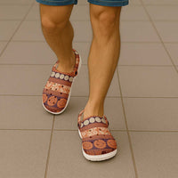 Fiji Marau na Kerisimasi Clogs Shoes Gold Tapa Masi Inspired Christmas - Polynesian Pride