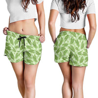 Green Hawaii Kalo Palaka Motifs Shorts for Women Hawaiian Taro Leaves Elegant Vibes