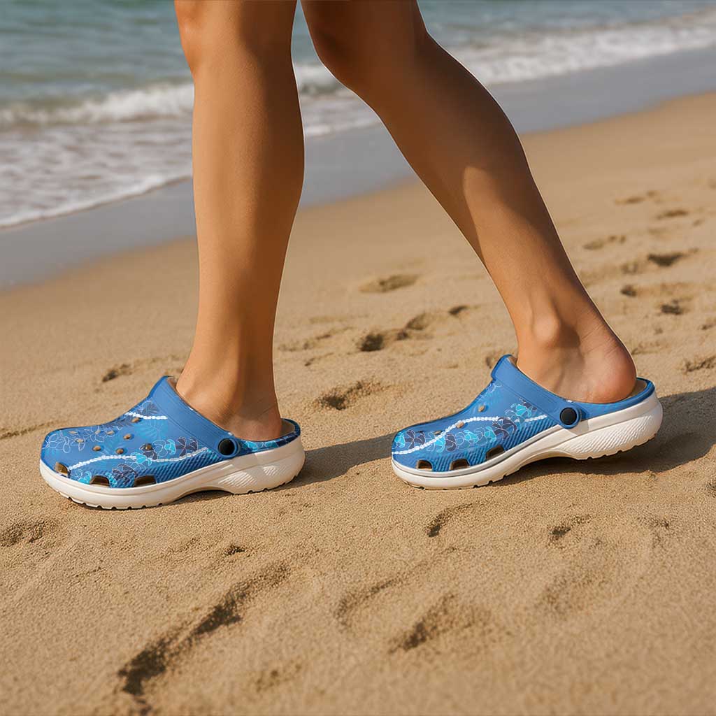 Hawaii Maile Lei Clogs Shoes With Blue Monstera Pattern - Polynesian Pride
