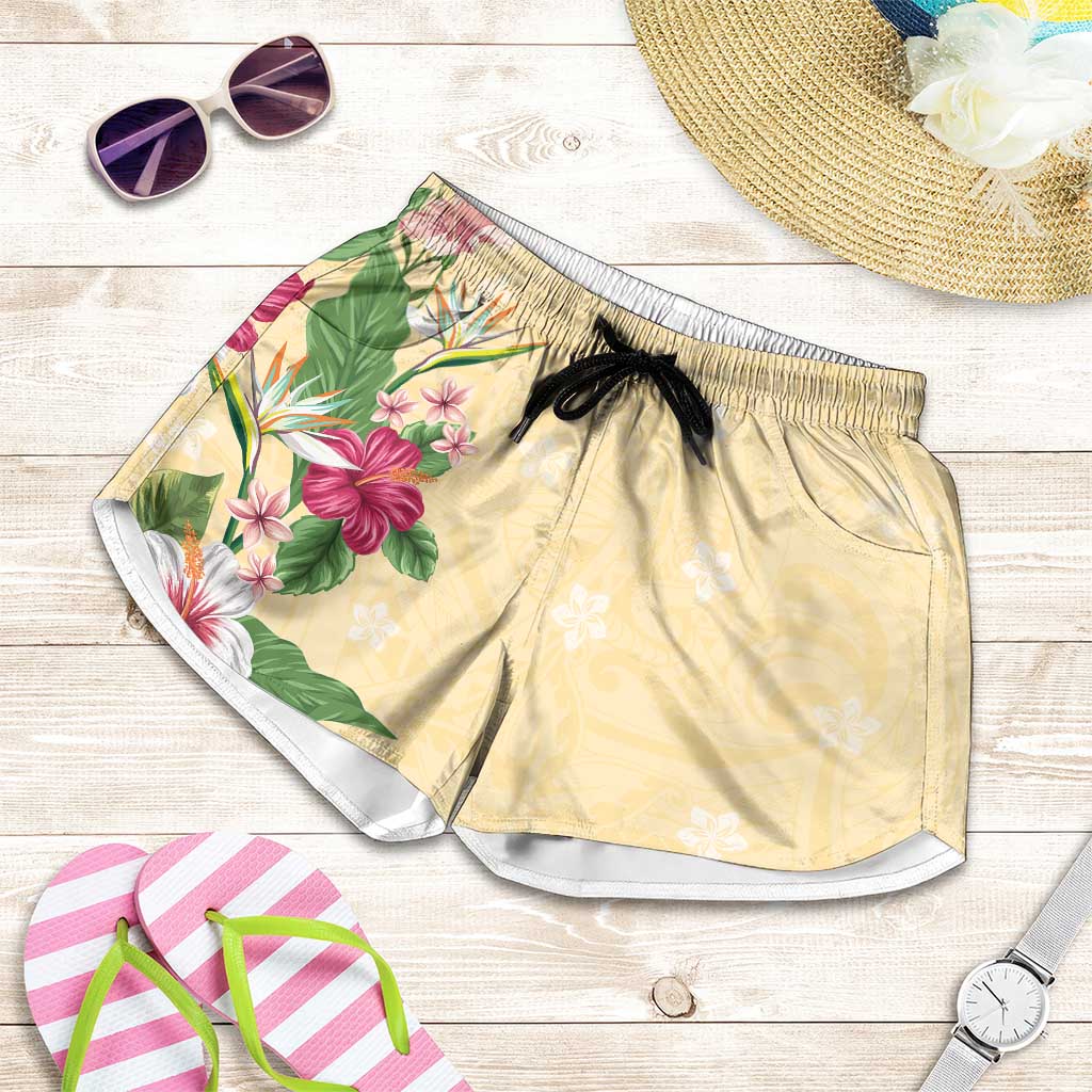 Hawaii Tropical Flowers Shorts for Women Polynesian Tattoo Buttermilk