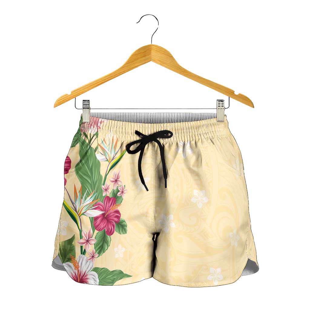 Hawaii Tropical Flowers Shorts for Women Polynesian Tattoo Buttermilk