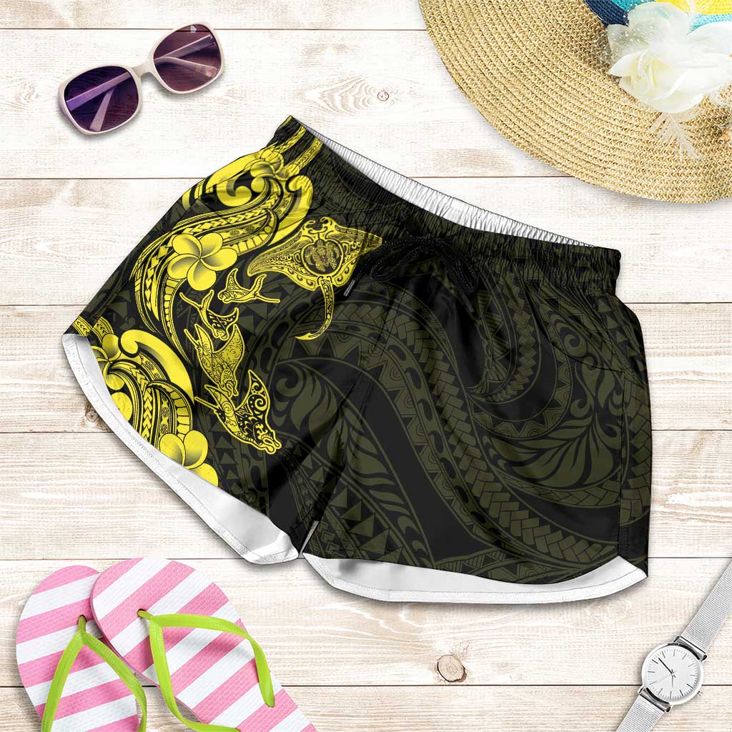 Hawaiian Manta Rays Shorts for Women Tribal Hibiscus Polynesian Tattoos Yellow Color - Polynesian Pride