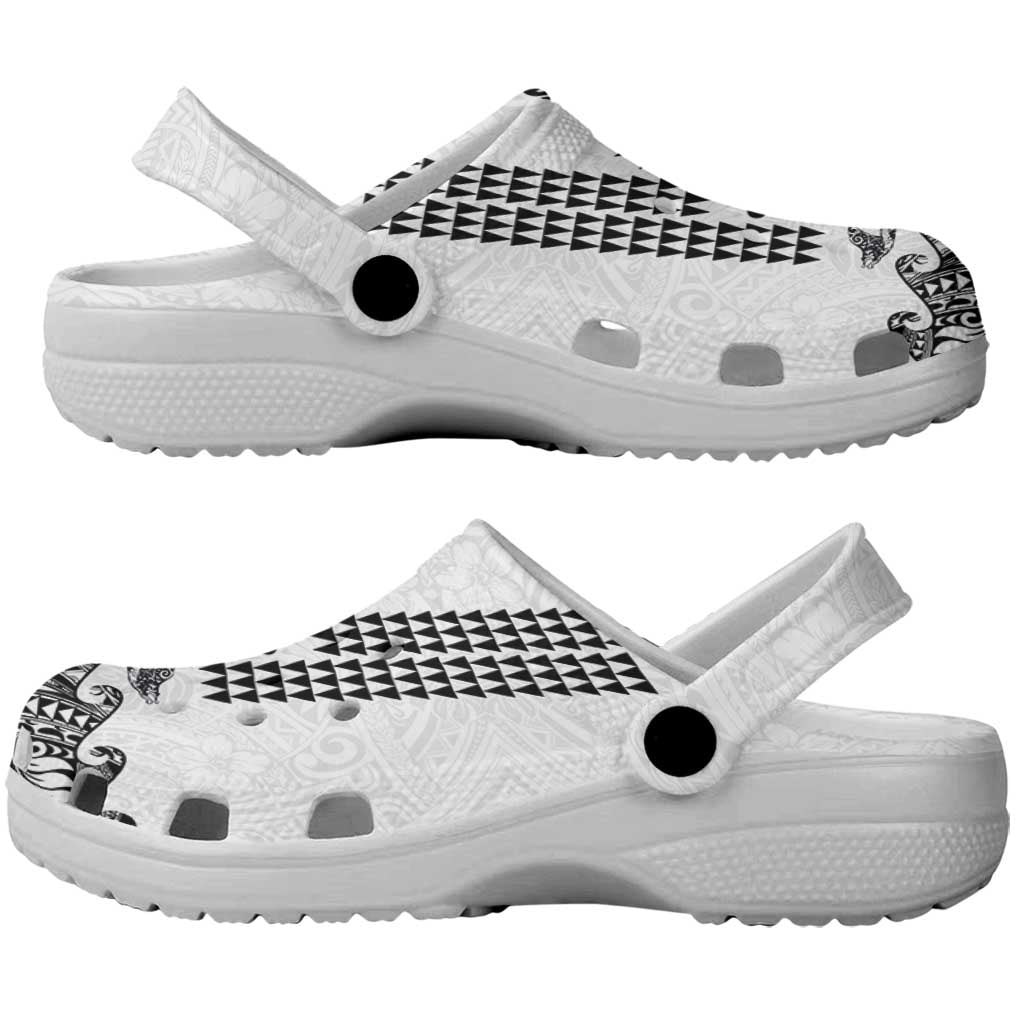 Hawaiian Tribal Manta Ray Clogs Shoes Kakau Tattoo and Polynesian Art Motif Pattern LT03