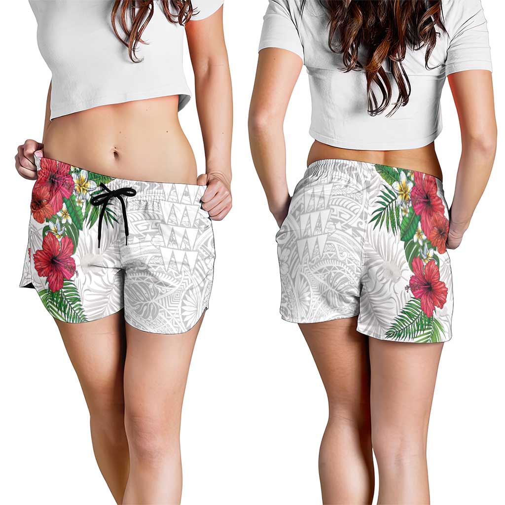 Hawaiian Tropical Plants Shorts for Women Kakau Tattoo and Polynesian Pattern Half Black White