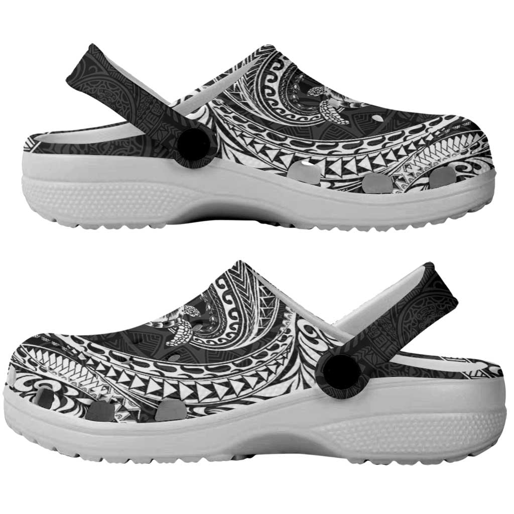 Hawaiian Turtle and Shark Clogs Shoes Kakau Tribal with Polynesian Pattern Black Color LT03 - Polynesian Pride