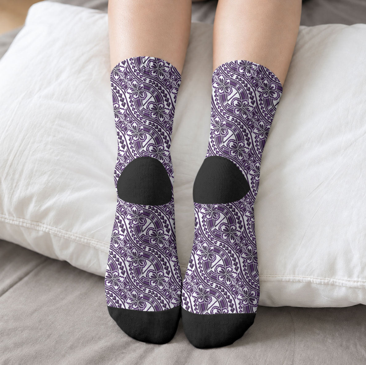 Hibiscus Bloom Island Tribal Waves Crew Socks Purple Polynesian Pattern LT01 - Polynesian Pride