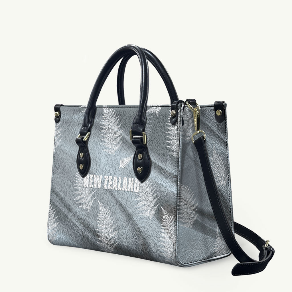 Rugby New Zealand 2026 Leather Bag The Fern Go Champions LT01 Grey - Polynesian Pride