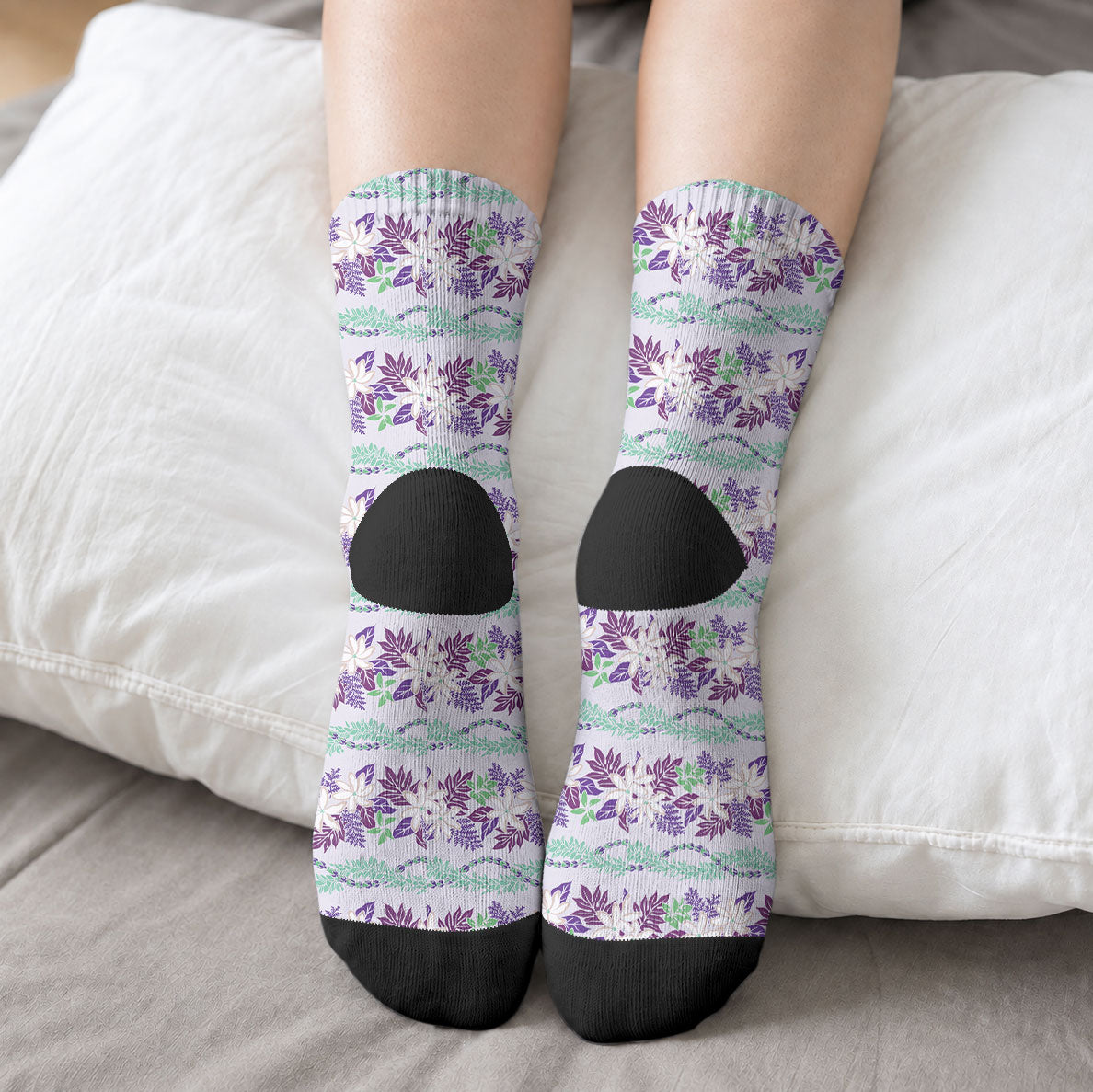 Monstera Tiare Plumeria Lei Pattern Crew Socks Purple Version