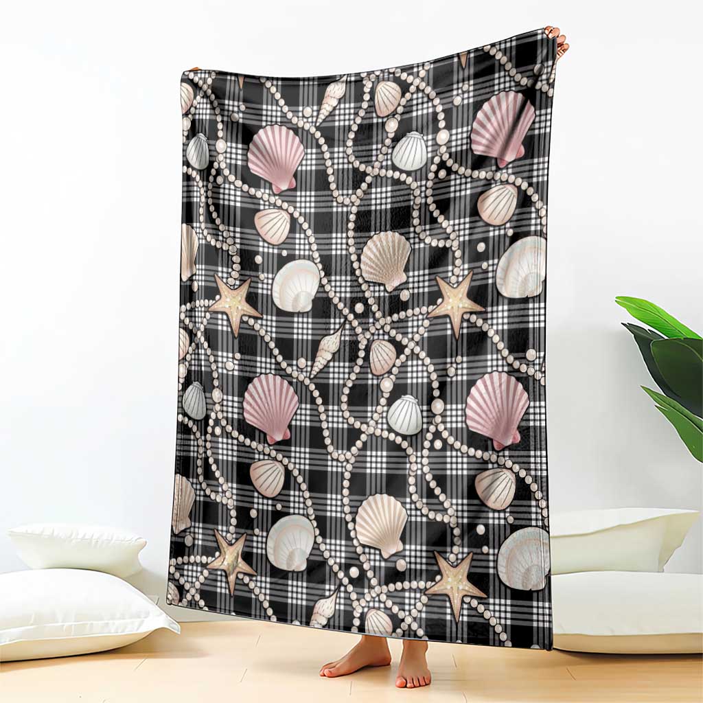 Hawaiian Ocean Seashells Blanket Black Palaka Pattern