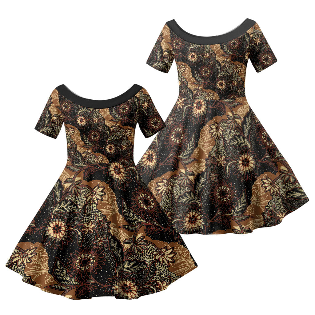 Batik Pedalaman Semen Lereng Style Family Matching Off Shoulder Maxi Dress and Hawaiian Shirt Indonesian Traditional Pattern LT01 Daughter's Dress Black - Polynesian Pride