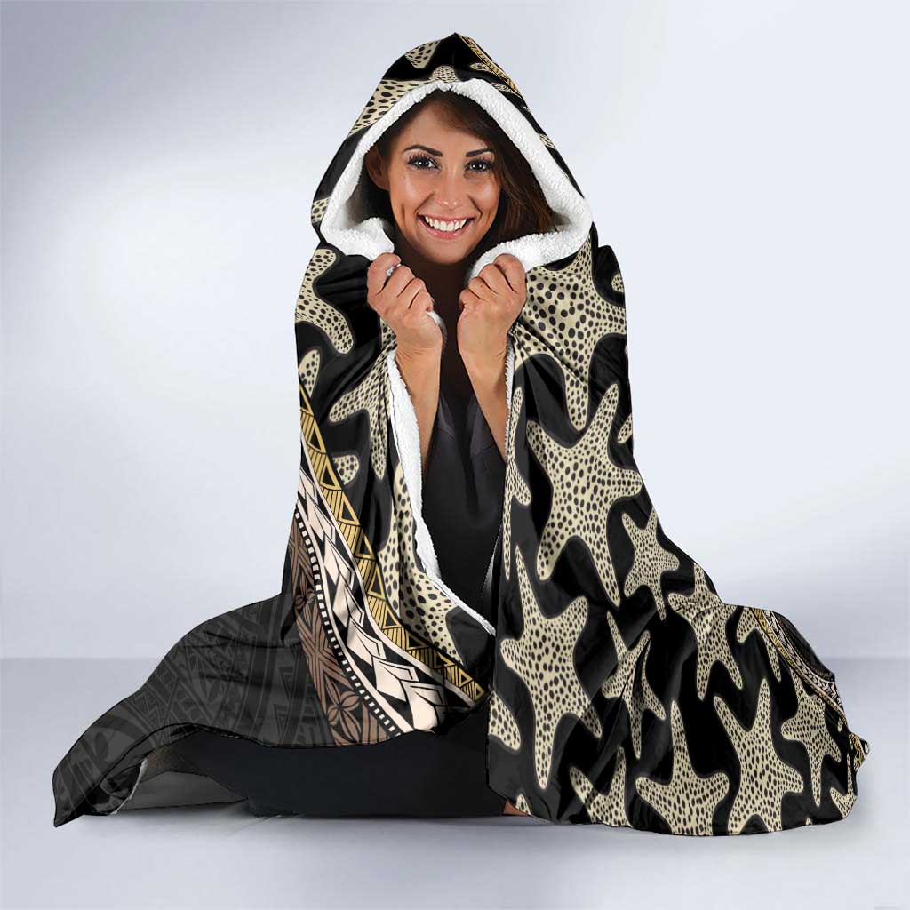 Beige Polynesian Starfish Unique Pattern Hooded Blanket