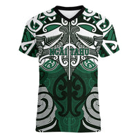 Personalised Maori Ngai Tahu Women V-Neck T-Shirt Silver Fern Kowhaiwhai Art LT01 Female Green - Polynesian Pride