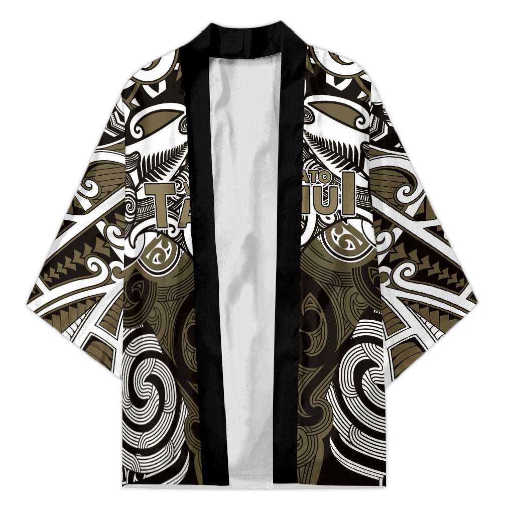 Personalised Maori Waikato Tainui Kimono Silver Fern Kowhaiwhai Art LT01 Unisex Muted Gold - Polynesian Pride
