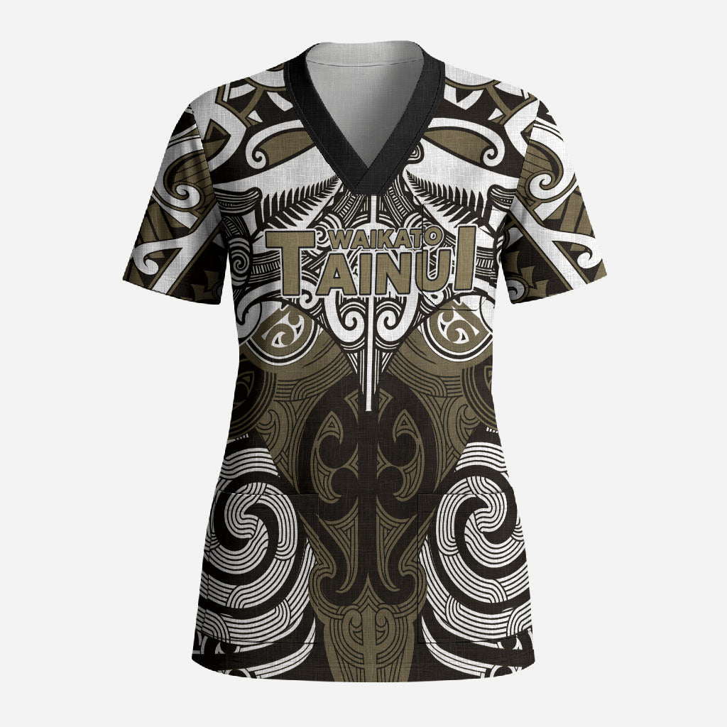 Personalised Maori Waikato Tainui Scrub Top Silver Fern Kowhaiwhai Art LT01 Adult Muted Gold - Polynesian Pride