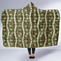 Pikake Maile Tiare Lei Hooded Blanket Natural Lauhala Pattern