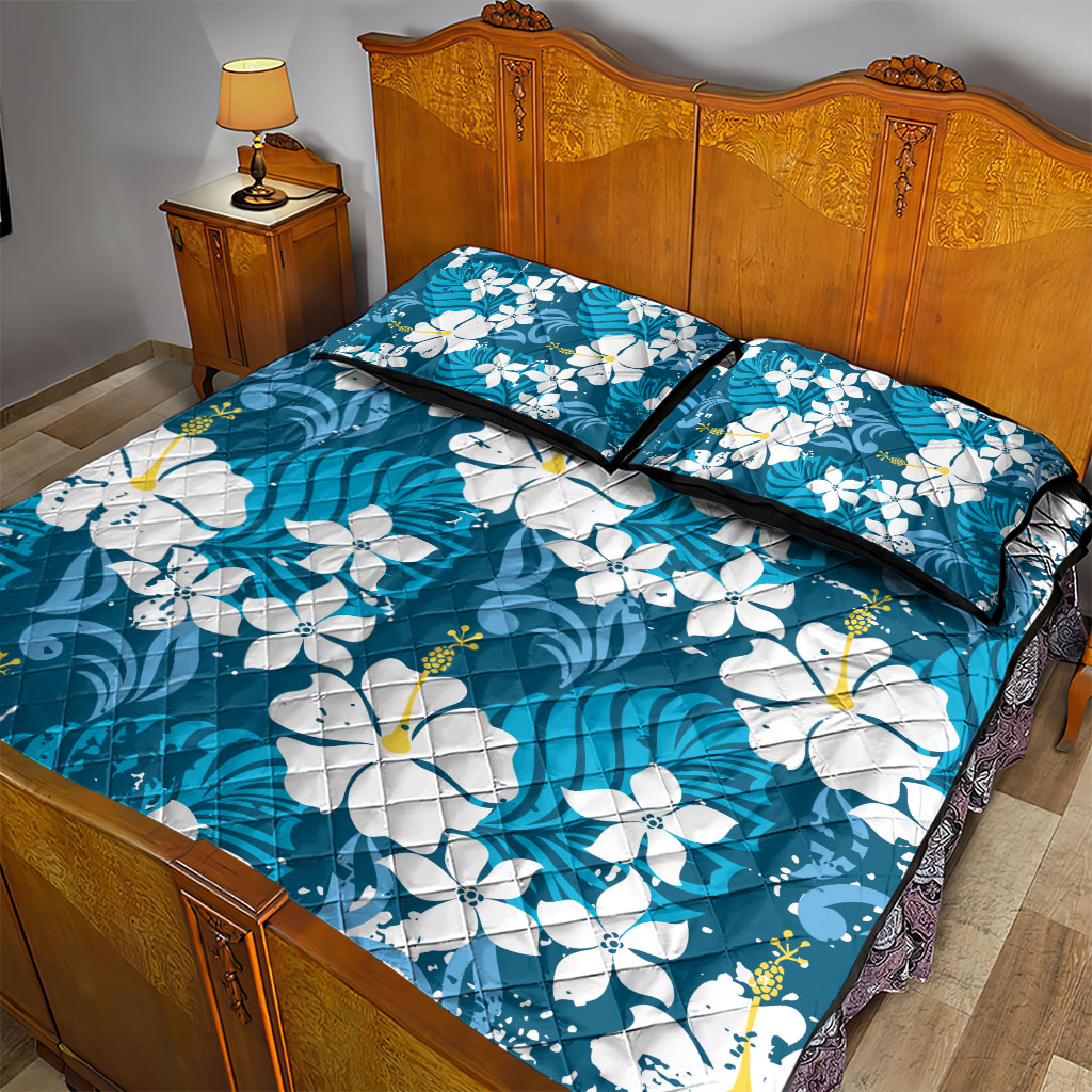 Blue Hawaiian Hibiscus Monstera Quilt Bed Set Grunge Stylized LT01 - Polynesian Pride