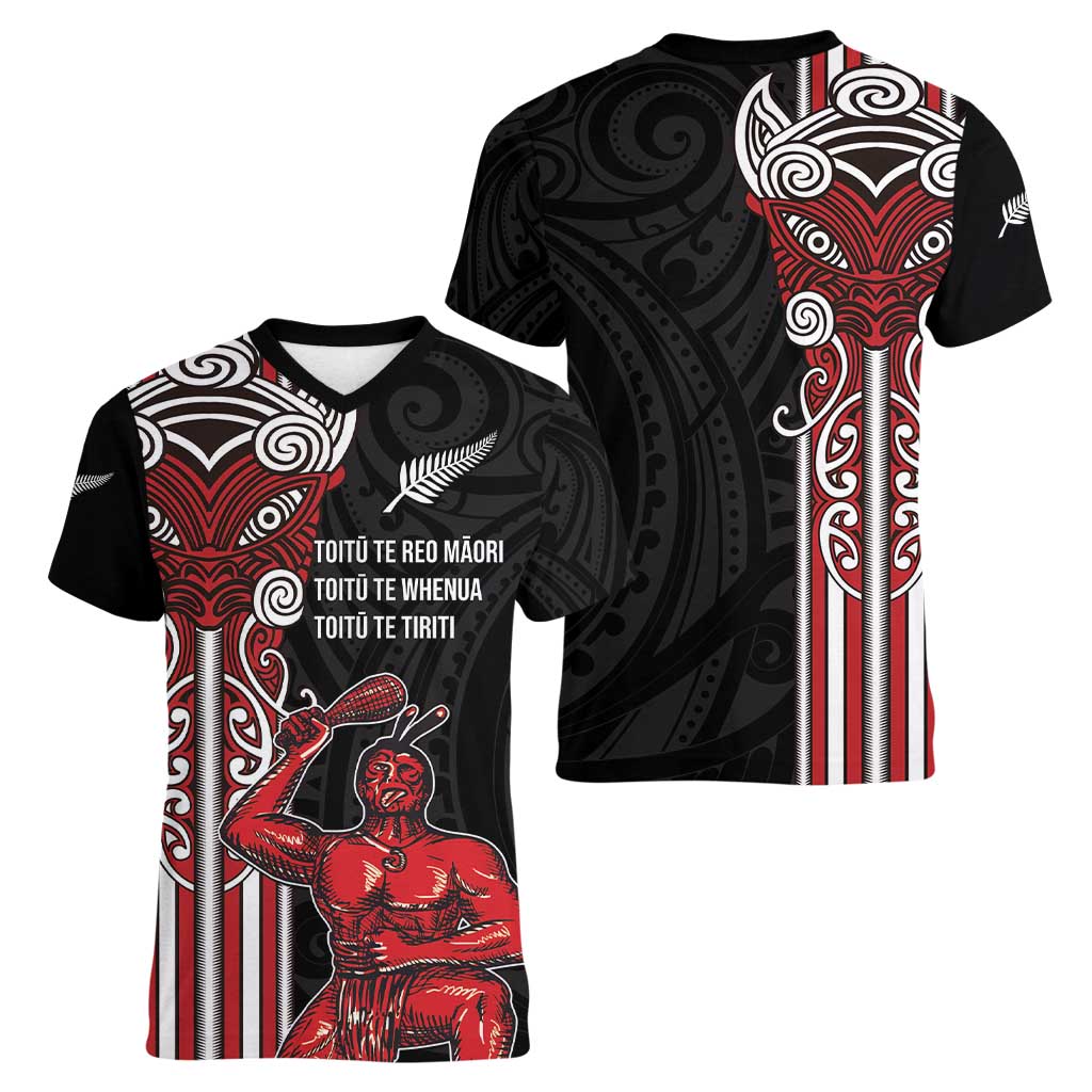 Toitu Te Reo Maori Toitu Te Whenua Toitu Te Tiriti Women V-Neck T-Shirt Maori Warrior New Zealand LT01 - Polynesian Pride