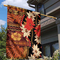 Hawaii Christmas Poinsettia Lei Garden Flag Tapa Pattern - Polynesian Pride