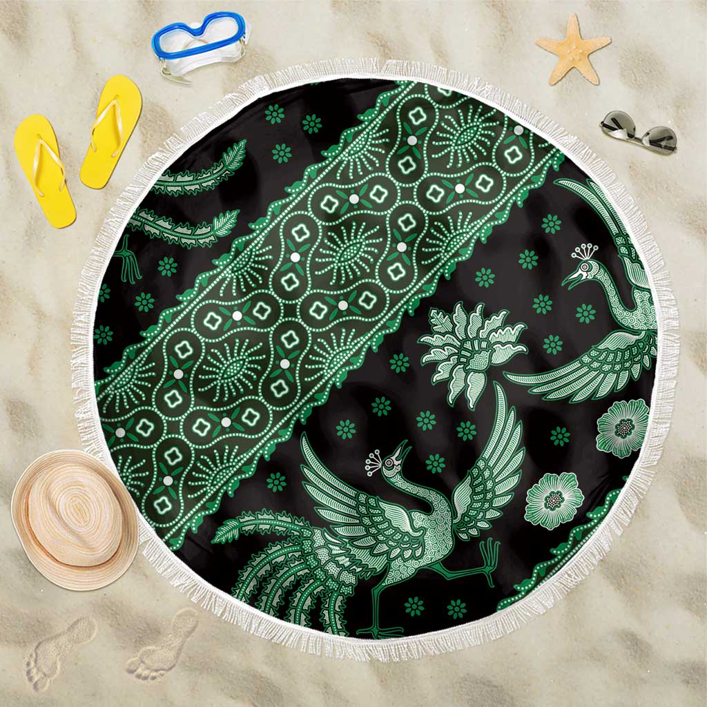 Indonesia Batik Pattern Beach Blanket Green Version
