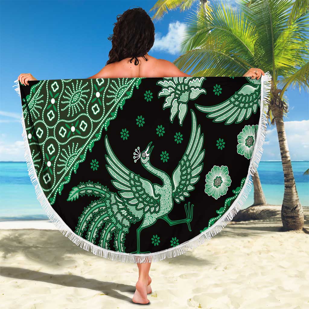 Indonesia Batik Pattern Beach Blanket Green Version