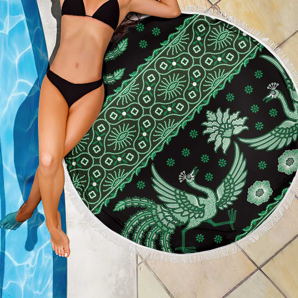 Indonesia Batik Pattern Beach Blanket Green Version
