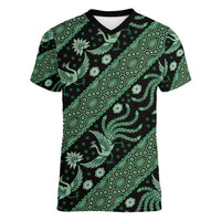 Indonesia Batik Pattern Women V-Neck T-Shirt Green Version