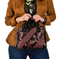 Indonesia Batik Pattern Shoulder Handbag Red Version
