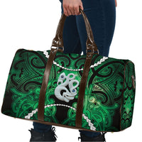 Maori Matariki Manaia Kakariki Travel Bag Maori Kowhaiwhai Pattern Galaxy
