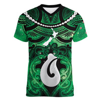 Personalised Maori Matariki Hei Matau Kakariki Women V-Neck T-Shirt Maori Kowhaiwhai Pattern Galaxy