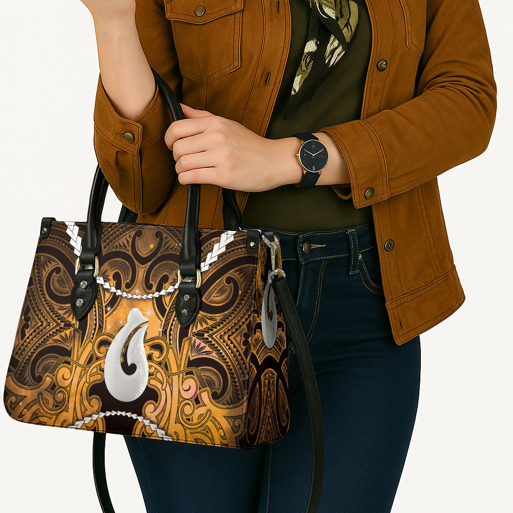 Maori Matariki Hei Matau Kowhai Leather Bag Maori Kowhaiwhai Pattern Galaxy LT01 - Polynesian Pride