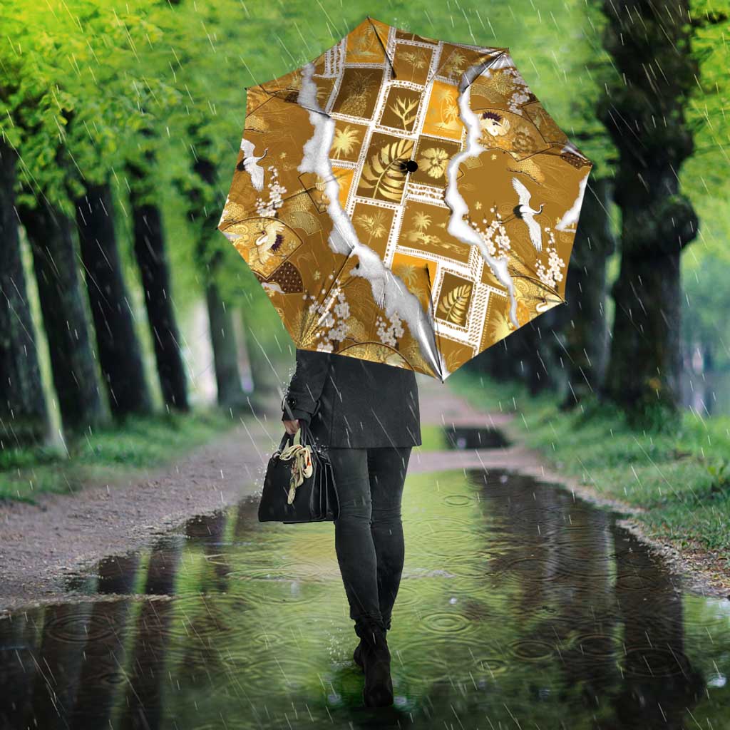 Hawaii Japanese Culture Gold Umbrella Spring Cranes Aloha Pattern