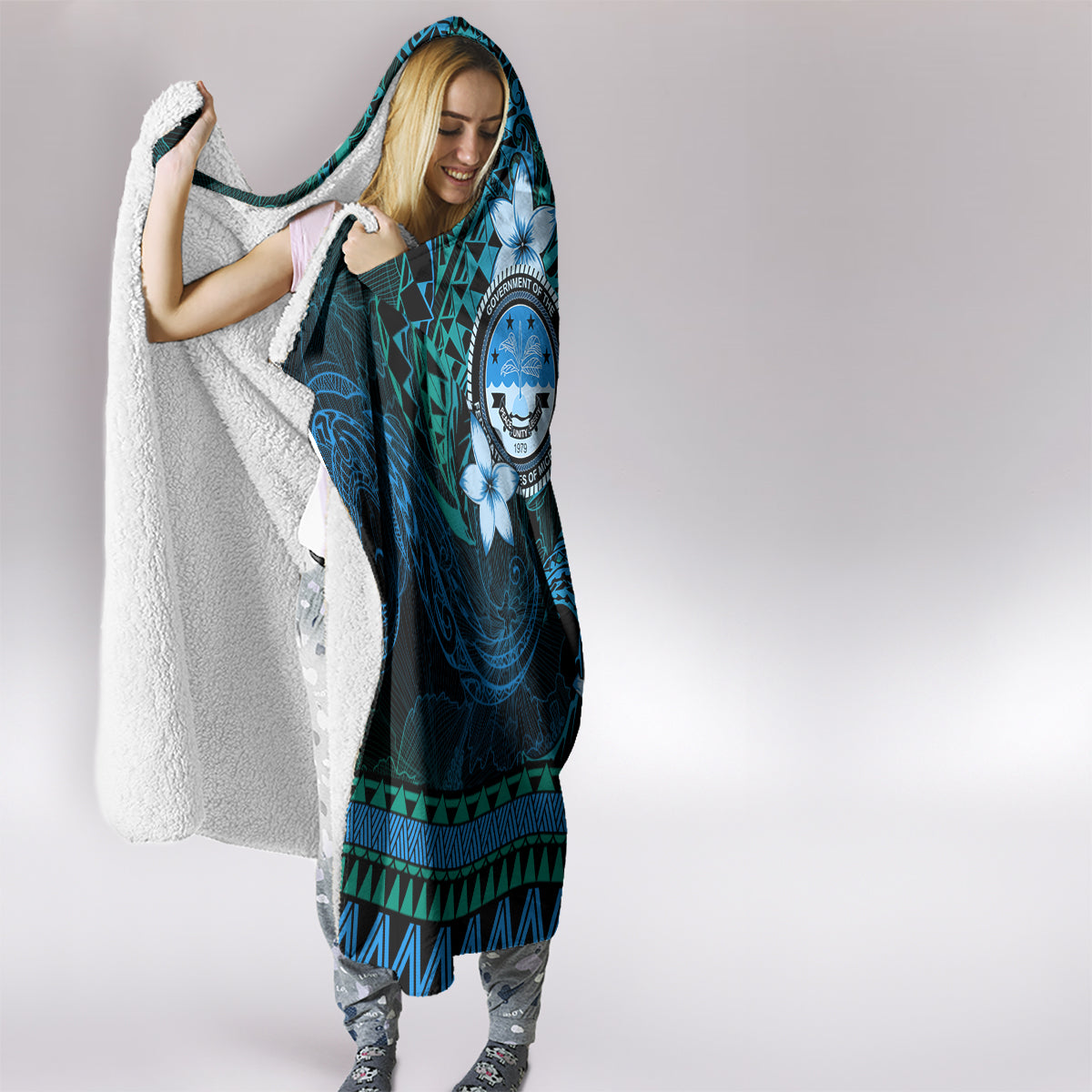 FSM Culture Day Hooded Blanket Tribal Pattern Ocean Version