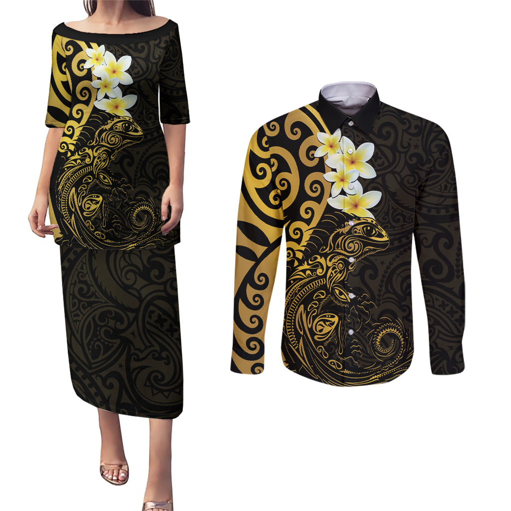 New Zealand Tuatara Plumeria Couples Matching Puletasi and Long Sleeve Button Shirt Maori Gold Koru Tribal Tattoo
