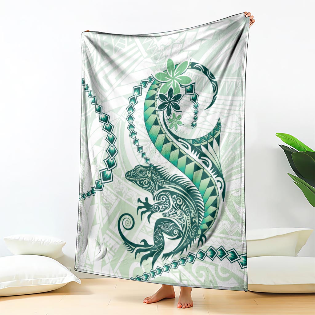 Green Maori Tuatara Blanket Luxury Pastel Pattern