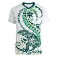 Green Maori Tuatara Women V-Neck T-Shirt Luxury Pastel Pattern LT01 Female Green - Polynesian Pride