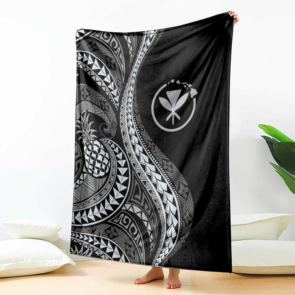 Hawaii Pineapple Gray Scale Tribal Pattern Blanket - Polynesian Pride