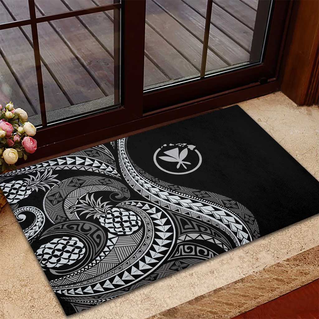 Hawaii Pineapple Gray Scale Tribal Pattern Rubber Doormat - Polynesian Pride
