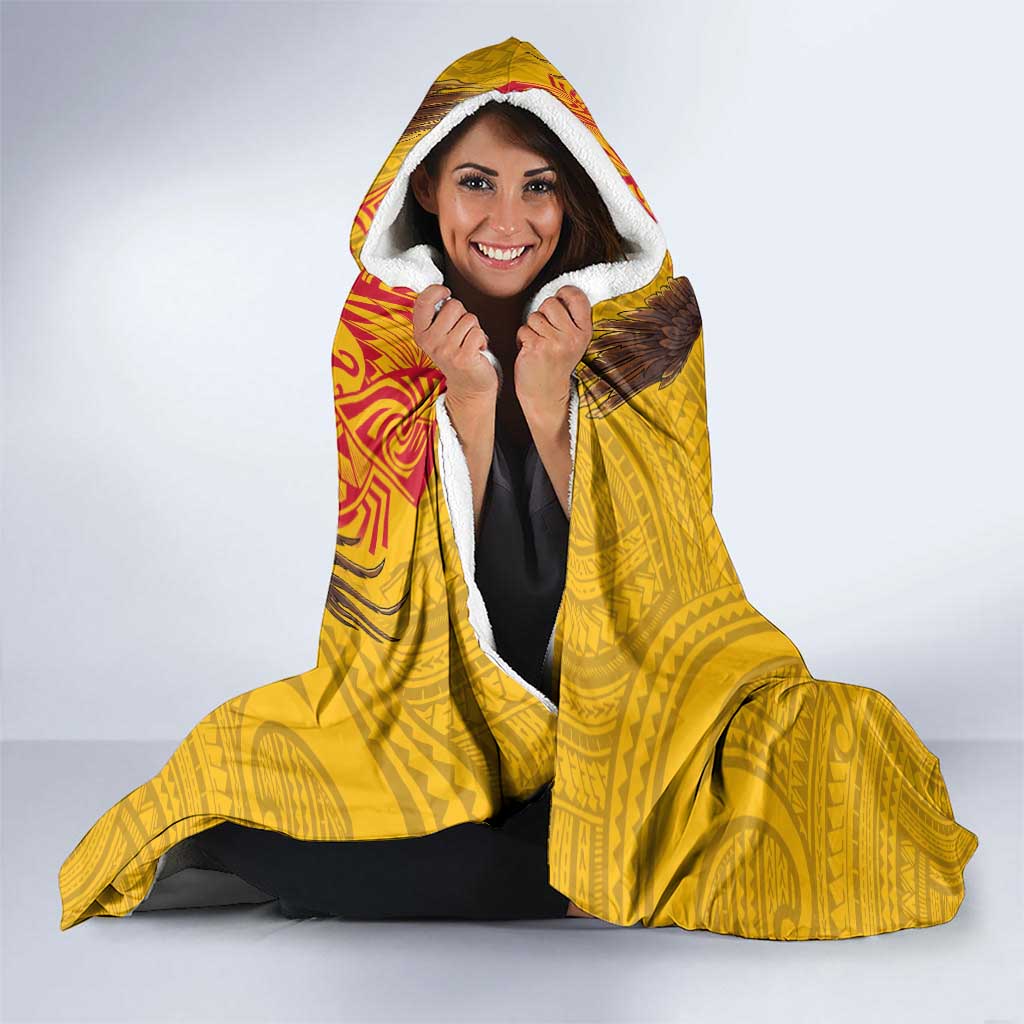 American Samoa Fautasi Race Hooded Blanket Aeto Pago Pago with Eagle Samoan Tribal Patterns
