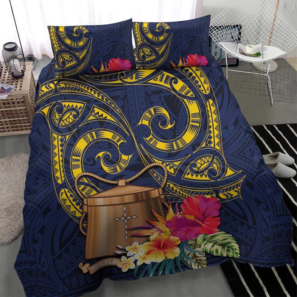 Tokelau Tokehega Day Bedding Set Coat of Arms with Polynesian Tattoo and Hibiscus