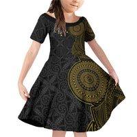 Niue Polynesian Hiapo Tattoo Art Family Matching Off Shoulder Short Dress and Hawaiian Shirt Half Style Black Gold Color - Polynesian Pride