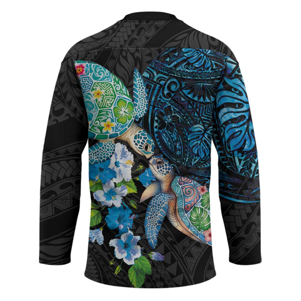 Hawaiian Couple Turtles Honi Hockey Jersey Polynesian Art Motifs and Hibiscus Black Blue Color - Polynesian Pride