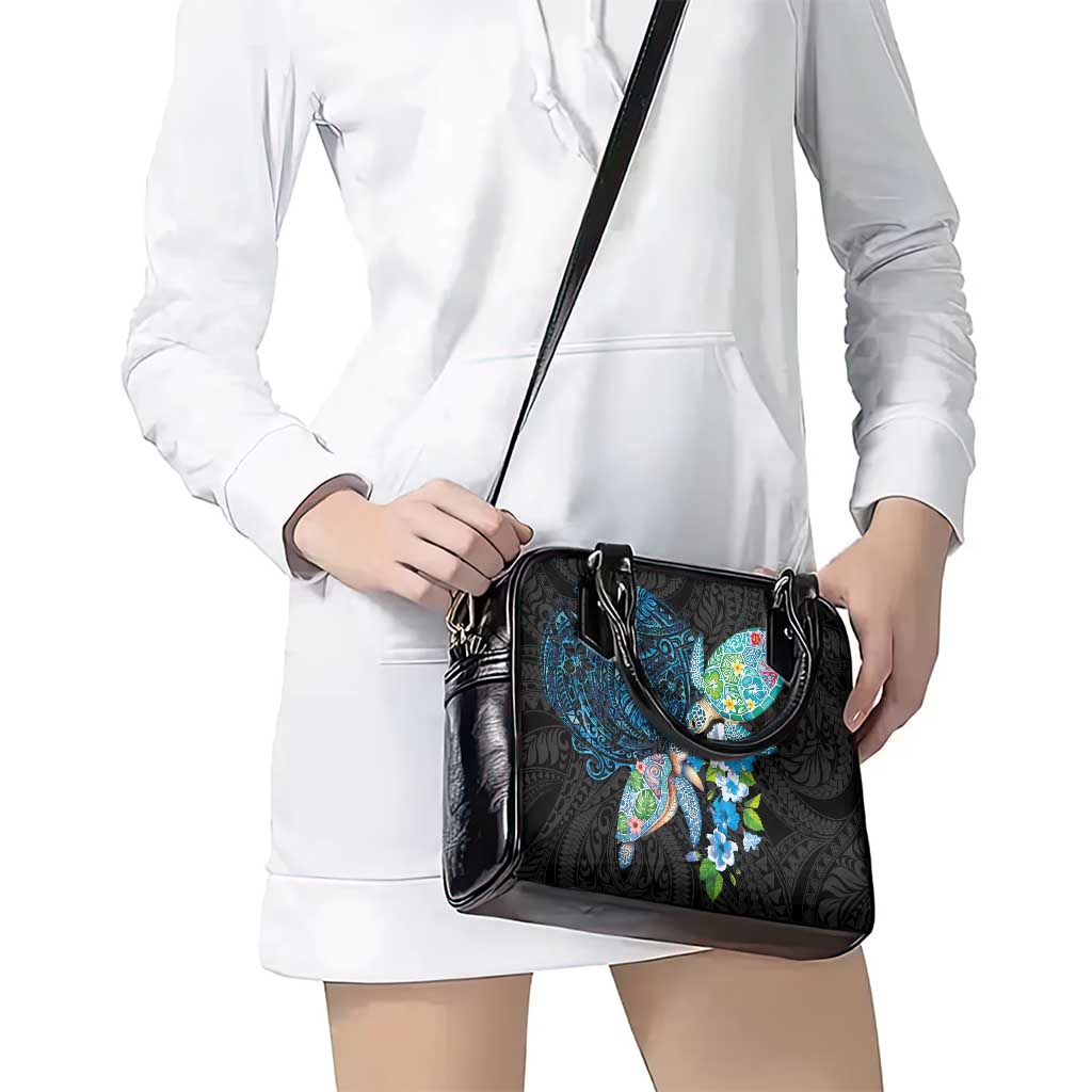 Hawaiian Couple Turtles Honi Shoulder Handbag Polynesian Art Motifs and Hibiscus Black Blue Color - Polynesian Pride
