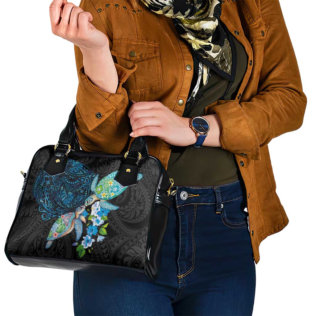 Hawaiian Couple Turtles Honi Shoulder Handbag Polynesian Art Motifs and Hibiscus Black Blue Color - Polynesian Pride