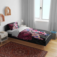 Hawaiian Couple Turtles Honi Bedding Set Polynesian Art Motifs and Hibiscus Black Red Color LT03 - Polynesian Pride