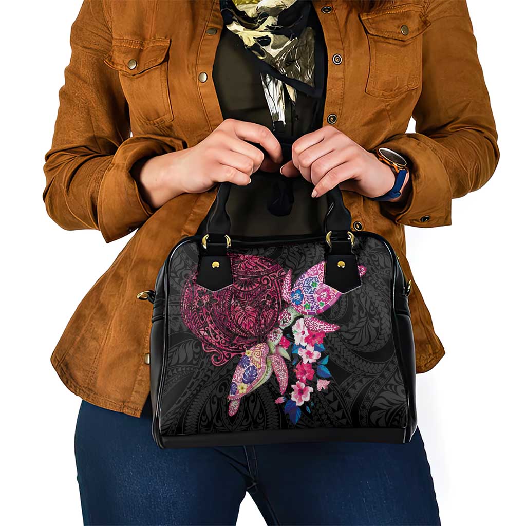 Hawaiian Couple Turtles Honi Shoulder Handbag Polynesian Art Motifs and Hibiscus Black Red Color - Polynesian Pride
