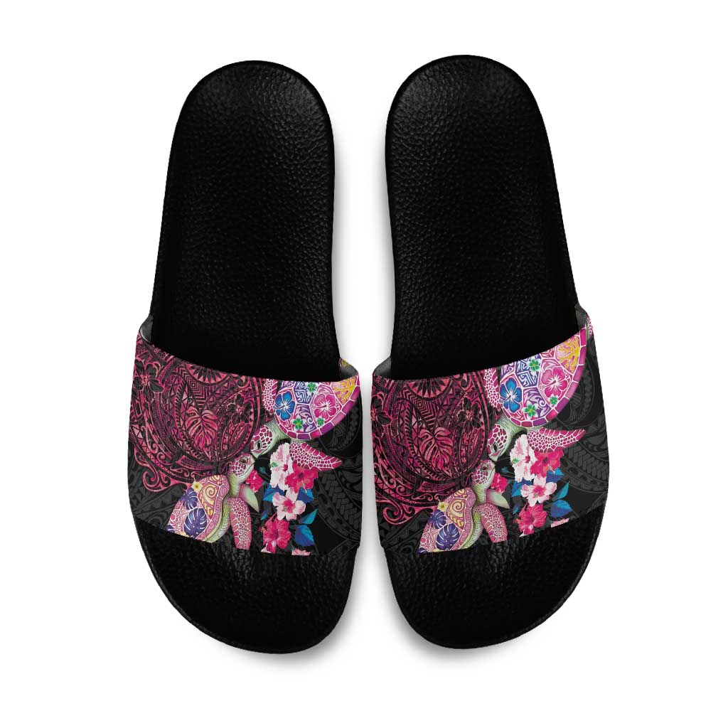 Hawaiian Couple Turtles Honi Slide Sandals Polynesian Art Motifs and Hibiscus Black Red Color - Polynesian Pride