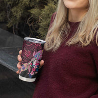 Hawaiian Couple Turtles Honi Tumbler Cup Polynesian Art Motifs and Hibiscus Black Red Color - Polynesian Pride